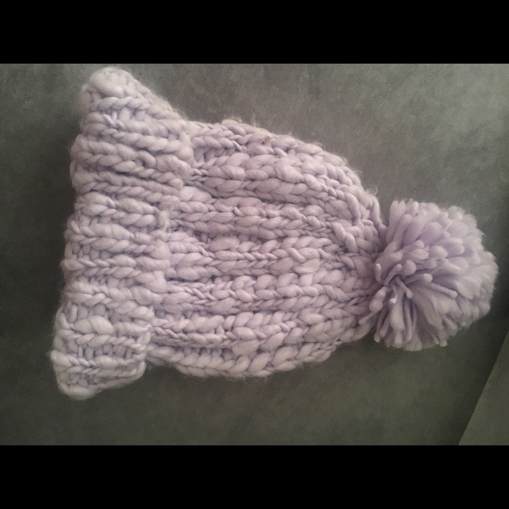 Lavender Pom Pom knit hat